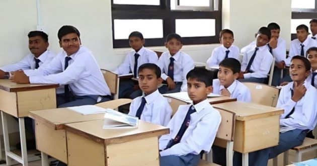 In Pakistan Despite the extreme temperatures in the area, the Punjab government declared a summer vacation for schools in 2024 on Friday. The announcement states that the summer break will begin on June 1 and go through August 14. After a 2.5-month summer holiday, all public and private schools will reopen on August 15.