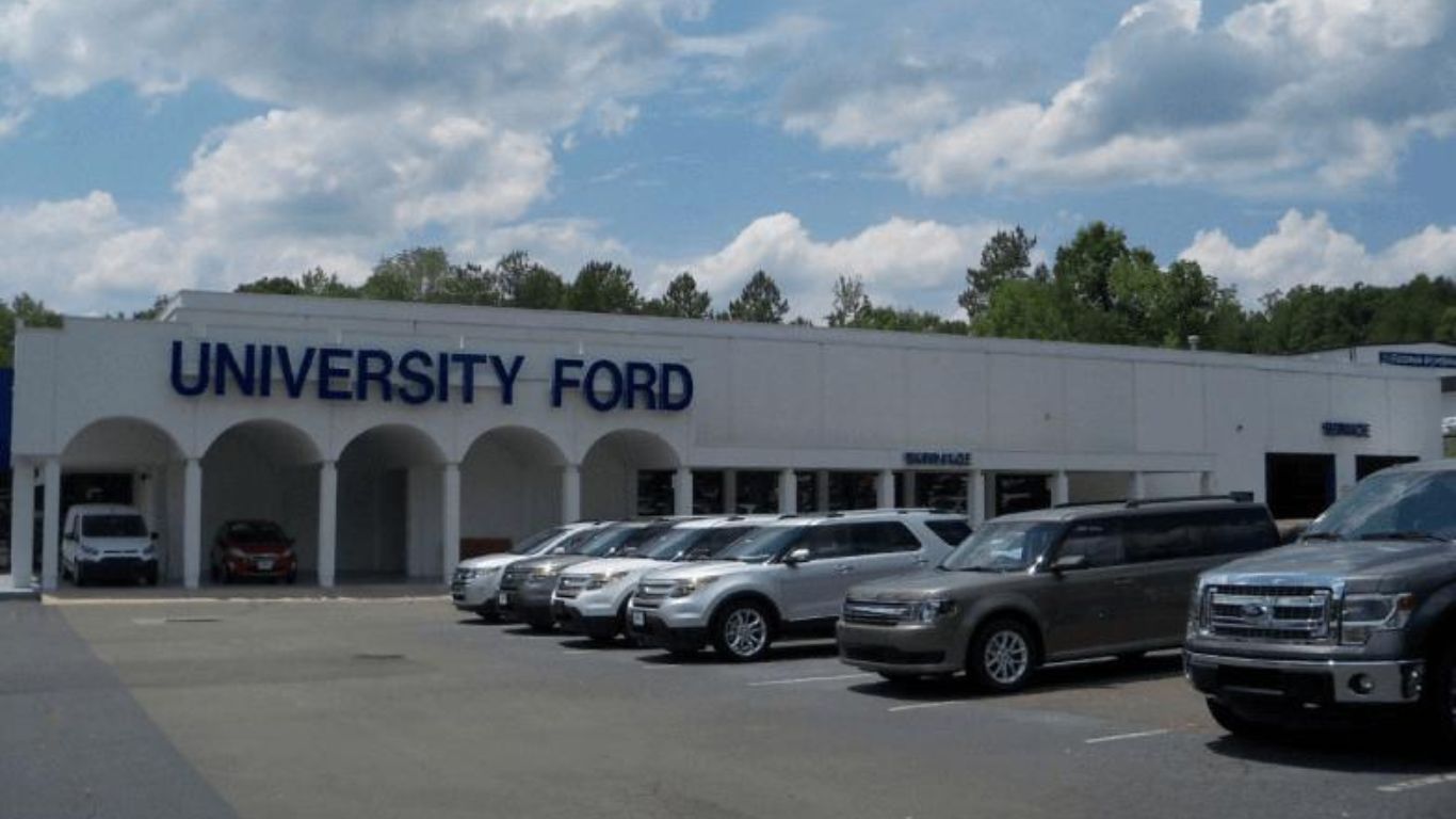 The company you pick can make all the difference when you shop for a car. University Ford is a trustworthy and all-around great choice for all your car needs.