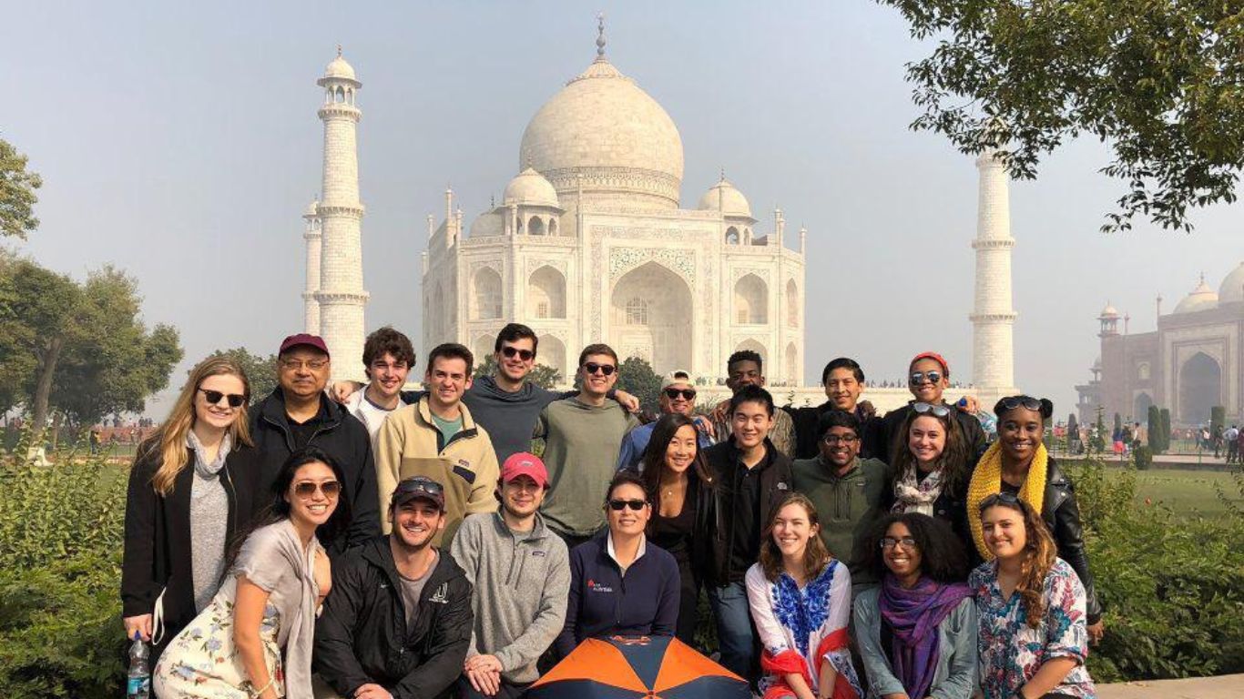 The University of Virginia (UVA) offers a wide range of international education programs that let students experience various academic environments, cultures, and languages.