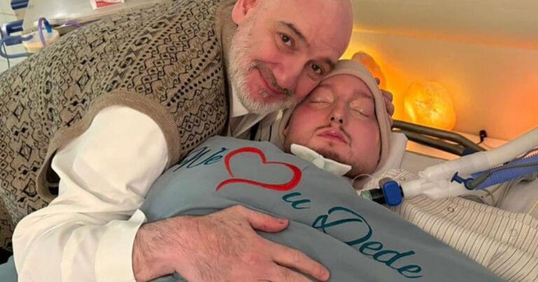 Prince Al Waleed bin Khaled (Sleeping Prince) passes away after two decades in a coma. A verified account of his life, medical saga, and Saudi Arabia’s silent grief.
